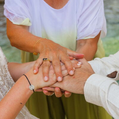 Exchange of rings and Blessing